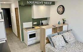 Studio Vue Sur Mer Classe 3 Etoiles, Calais